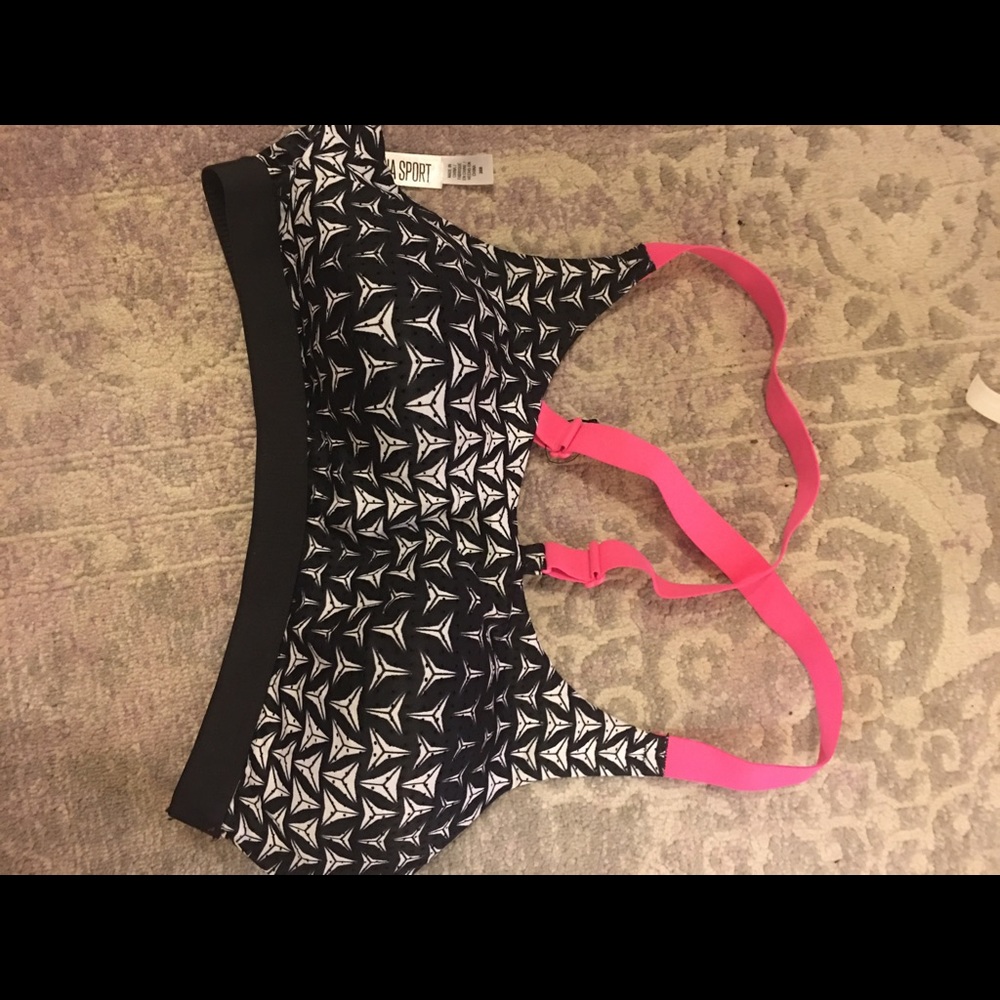 Victoria’s secret sport bra 36b